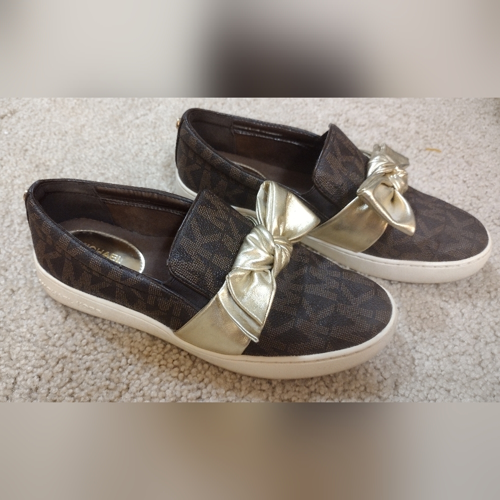 Michael kors slip on tennis shoes